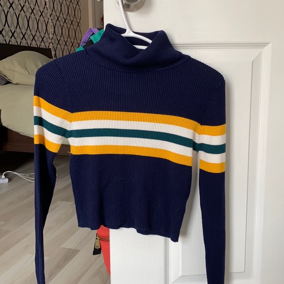 Cropped women’s turtleneck - Picture 1 of 2